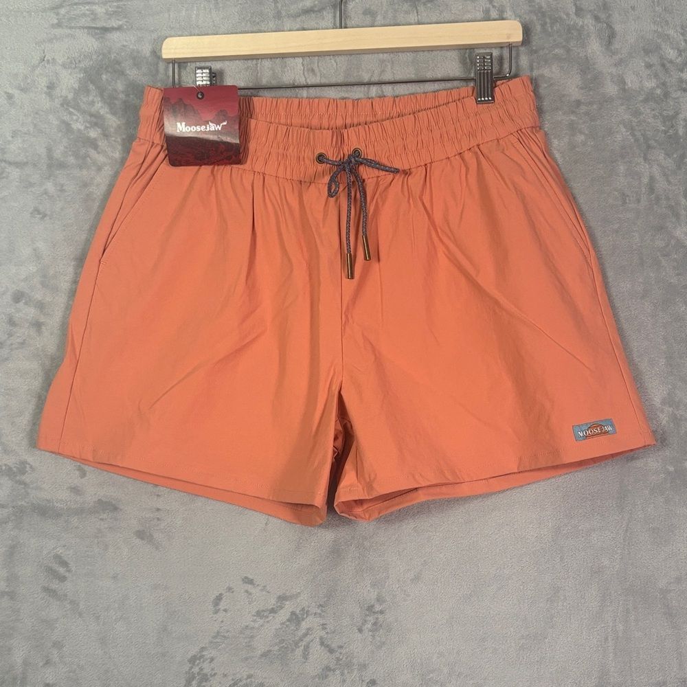 NWT New Moosejaw Coral Starfish Shorts Size XL